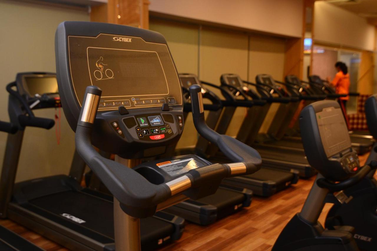 Circle Club Faisalabad Hotel Kültér fotó